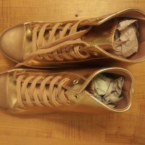 Gold shoes